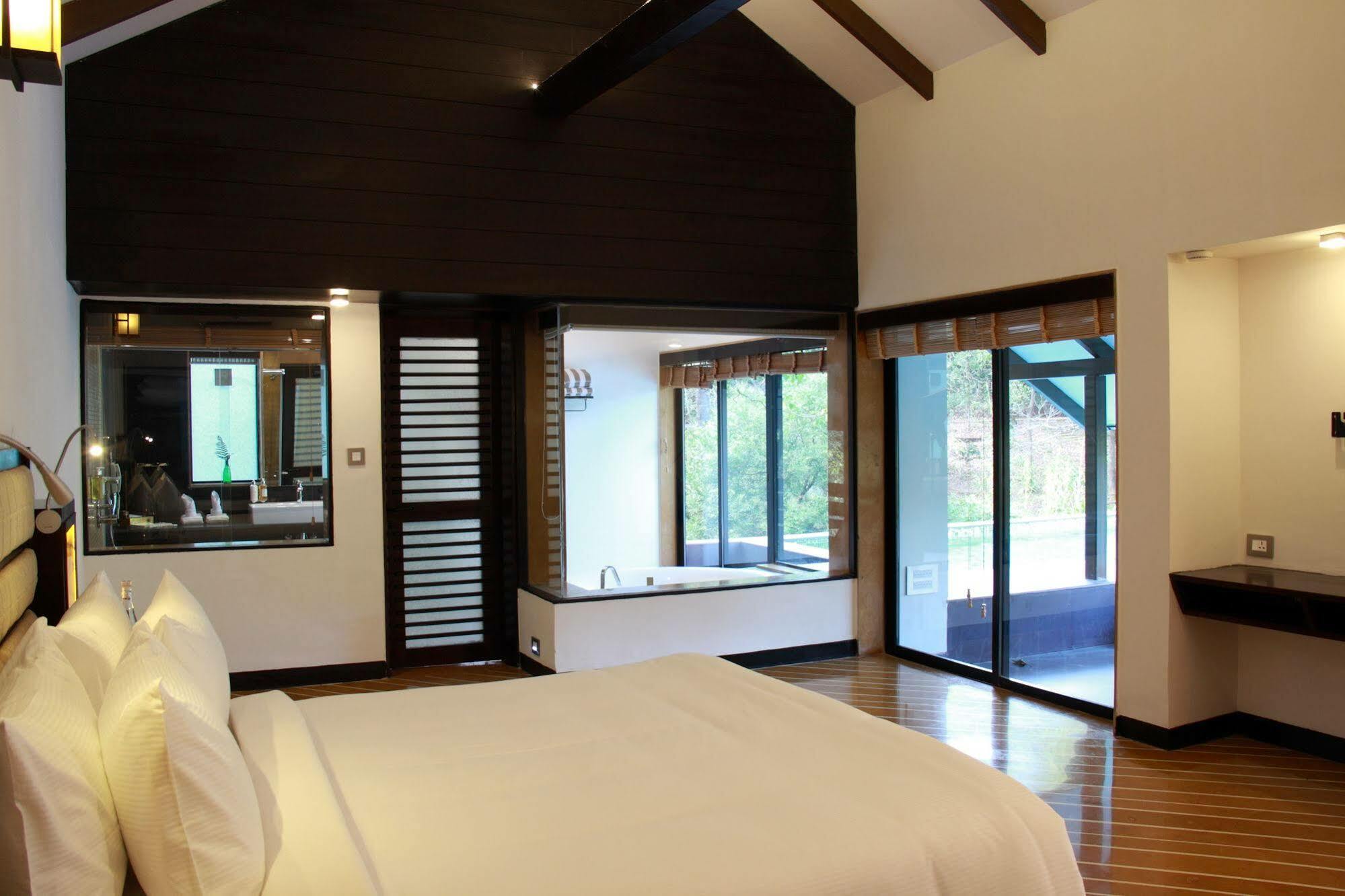 The Ibnii - Eco Luxury Resort Madikeri Kültér fotó
